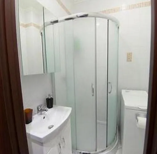 דירה On The Center Of *