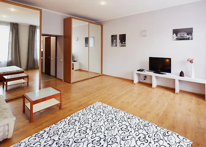 On The Center Of * Leópolis